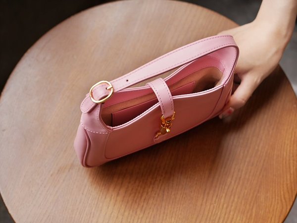 구찌 재키 1961 미니백 [매장가 310만원대]