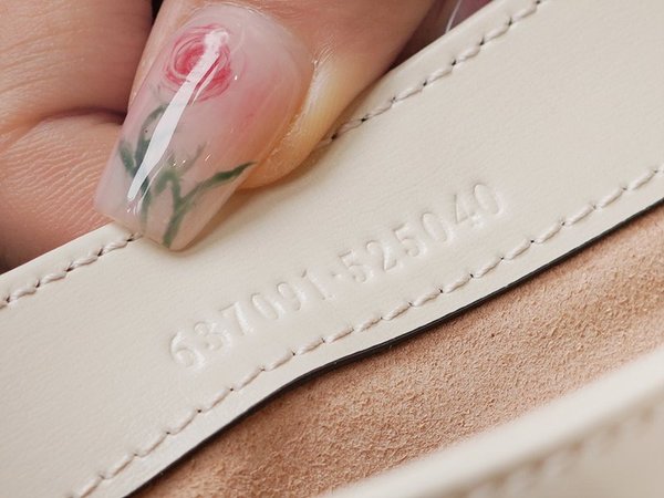 구찌 재키 1961 미니백 [매장가 310만원대]