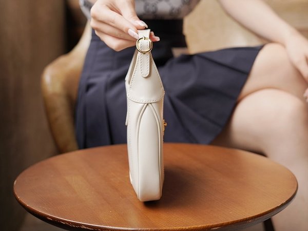 구찌 재키 1961 미니백 [매장가 310만원대]