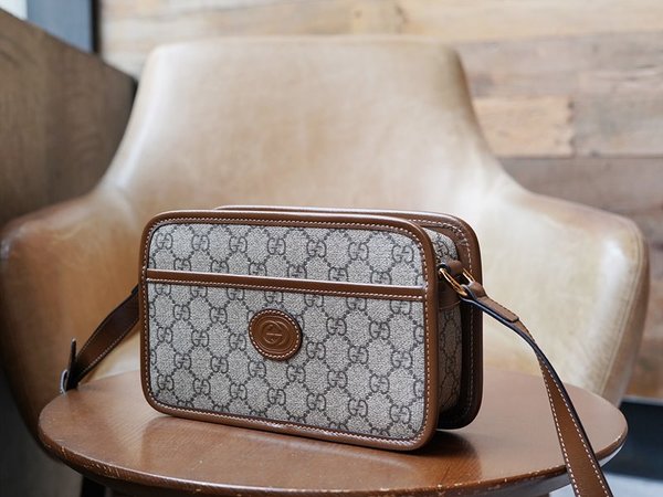 구찌 인트로킹 G 미니백 [매장가 168만원대]