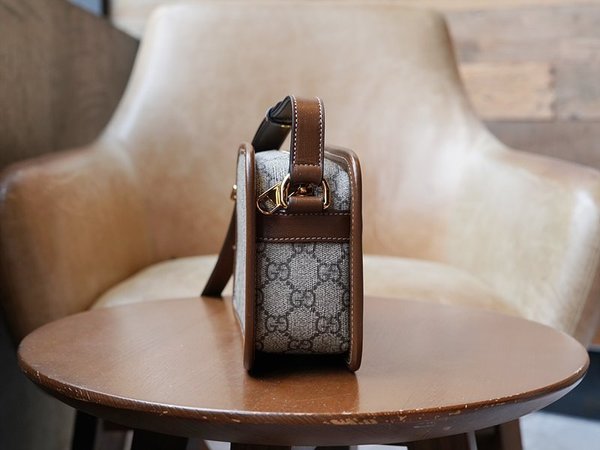 구찌 인트로킹 G 미니백 [매장가 168만원대]