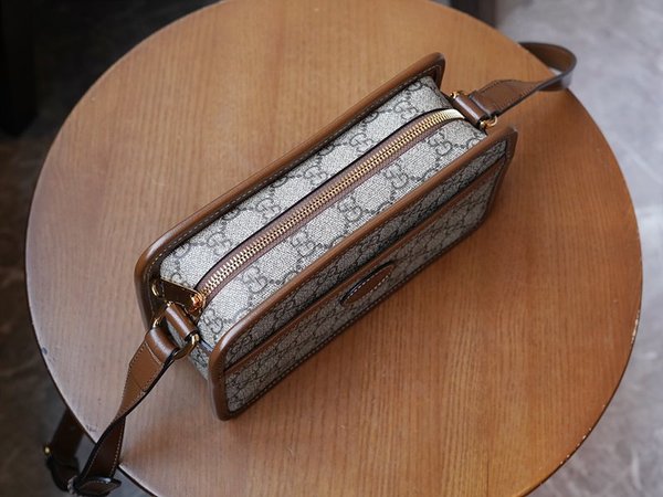 구찌 인트로킹 G 미니백 [매장가 168만원대]