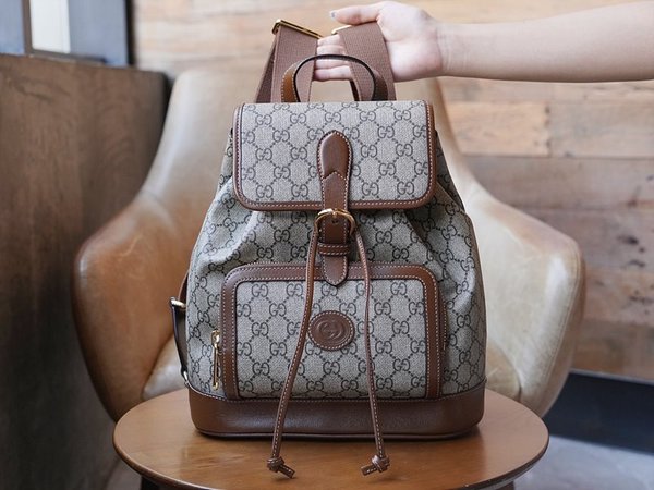 구찌 인터로킹 G 백팩 [매장가 276만원대]