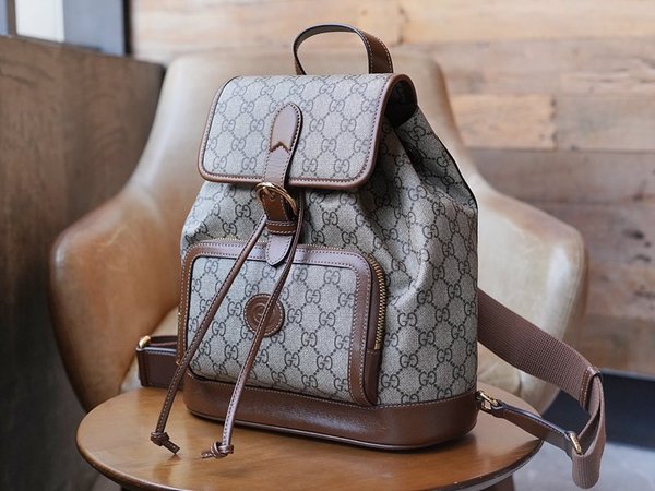 구찌 인터로킹 G 백팩 [매장가 276만원대]