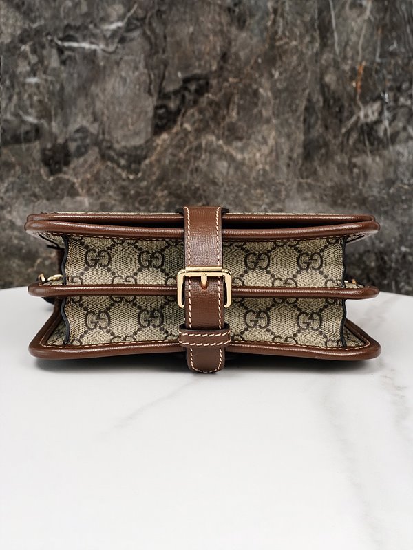 구찌 인터로킹 G 미니 크로스백 [매장가 198만원대]