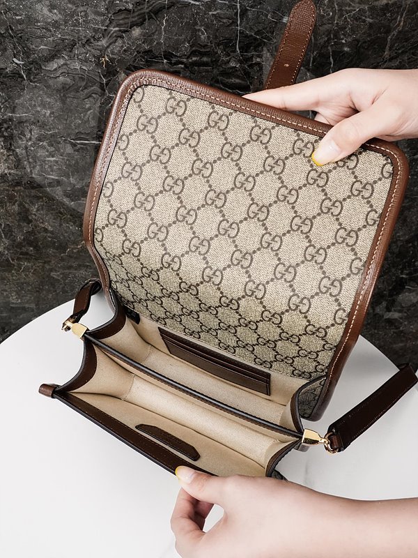 구찌 인터로킹 G 미니 크로스백 [매장가 198만원대]