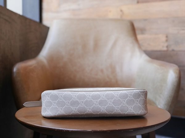 구찌 오피디아 스몰 핸드백 [매장가 163만원대]