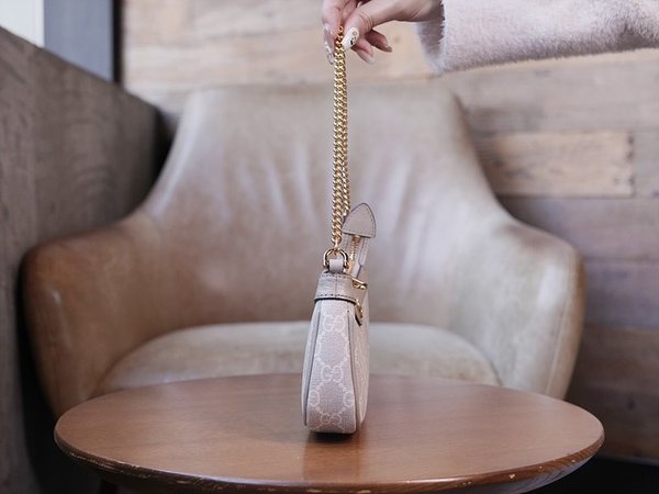 구찌 오피디아 미니백 [매장가 109만원대]