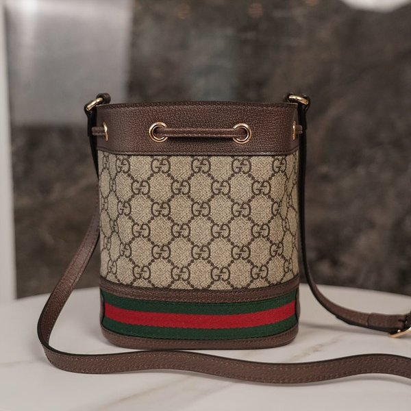 구찌 오피디아 미니 GG 버킷백 [매장가 189만원대]