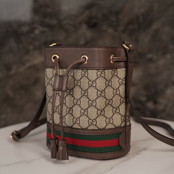 구찌 오피디아 미니 GG 버킷백 [매장가 189만원대]