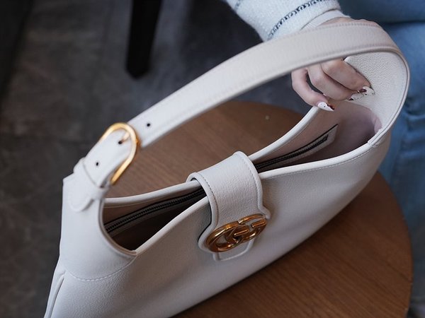 구찌 아프로디테 미디엄 숄더백 [매장가 284만원대]