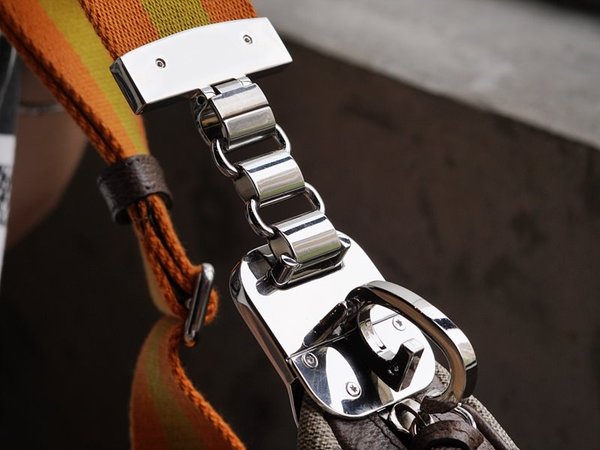 구찌 아따슈 미디엄 숄더백 [매장가 430만원대]