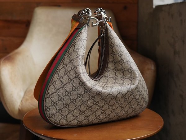 구찌 아따슈 미디엄 숄더백 [매장가 430만원대]