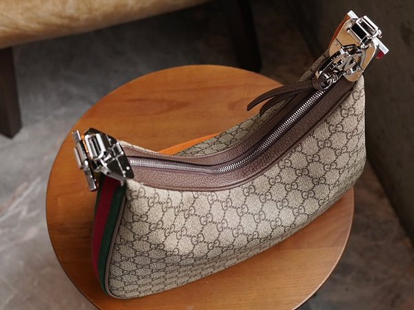 구찌 아따슈 미디엄 숄더백 [매장가 430만원대]