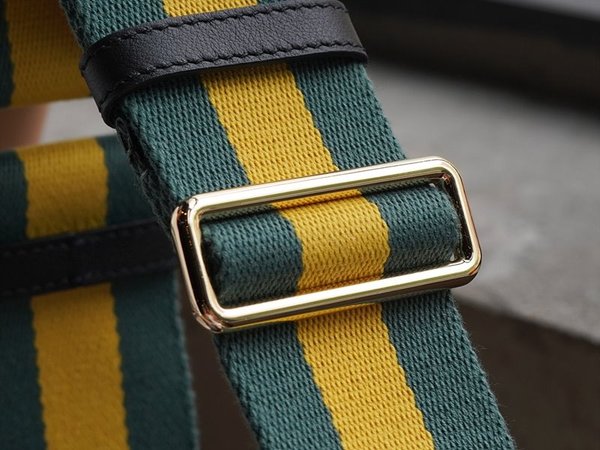 구찌 아따슈 미디엄 숄더백 [매장가 430만원대]