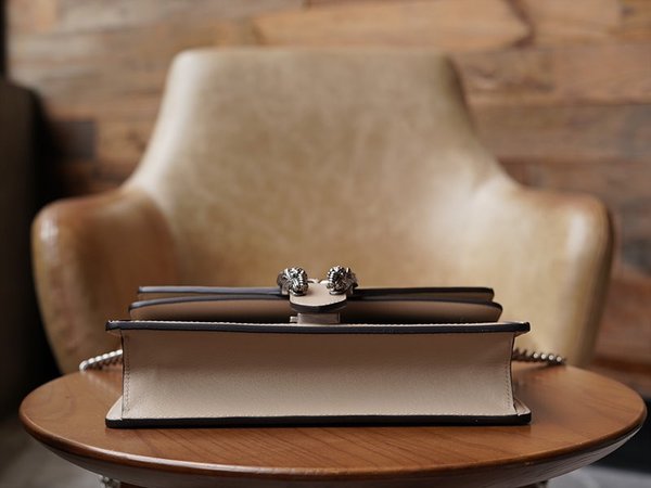 구찌 디오니서스 스몰 GG 직사각형 핸드백 [매장가 360만원대]