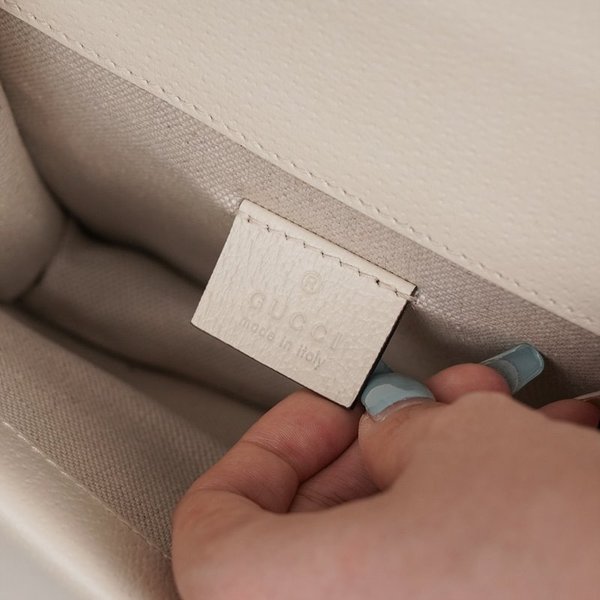 구찌 디오니서스 GG 수프림 캔버스 미니 숄더백 [매장가 330만원대]