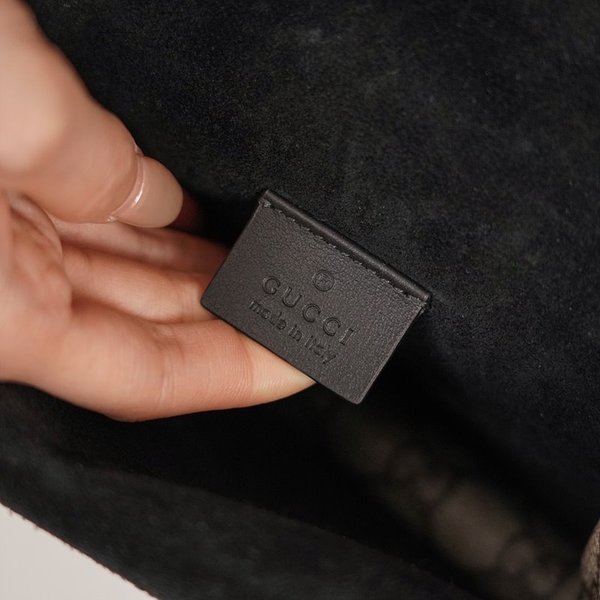 구찌 디오니서스 GG 수프림 캔버스 미니 숄더백 [매장가 330만원대]