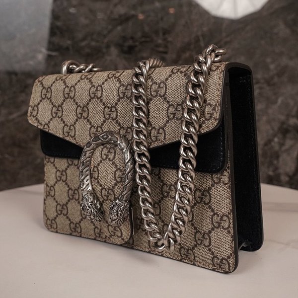 구찌 디오니서스 GG 수프림 캔버스 미니 숄더백 [매장가 330만원대]