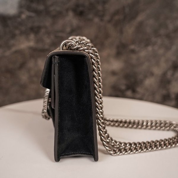 구찌 디오니서스 GG 수프림 캔버스 미니 숄더백 [매장가 330만원대]