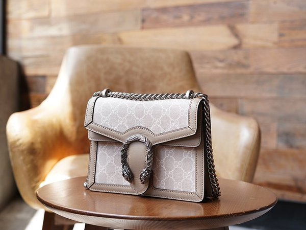 구찌 디오니서스 GG 수프림 캔버스 미니 숄더백 [매장가 330만원대]
