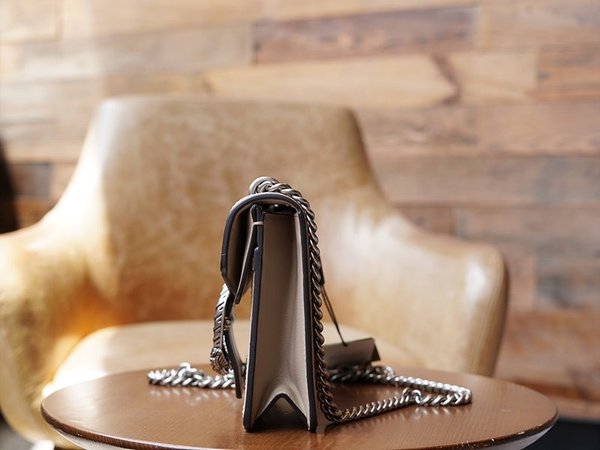 구찌 디오니서스 GG 수프림 캔버스 미니 숄더백 [매장가 330만원대]