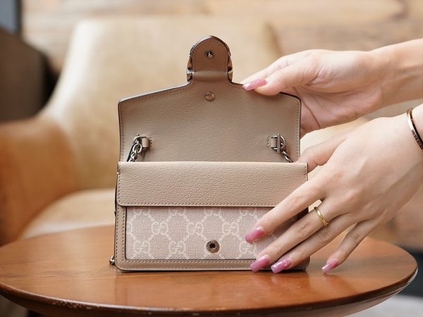 구찌 디오니서스 GG 수퍼 미니백 [매장가 154만원대]