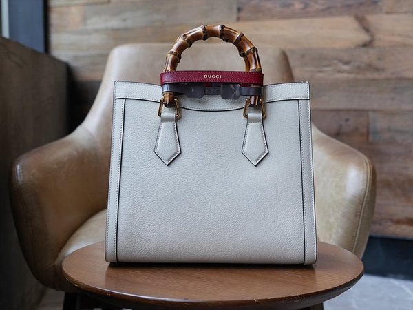 구찌 다이애나 스몰 토트백 [매장가 610만원대]