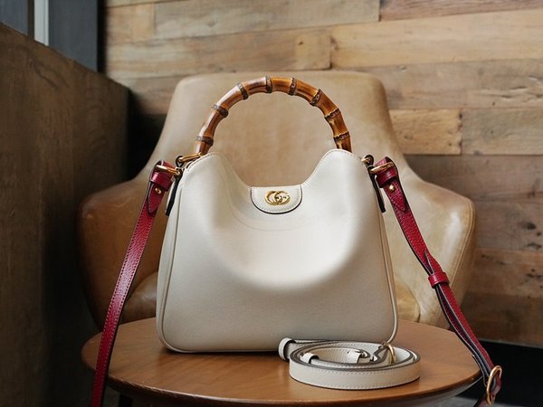 구찌 다이애나 스몰 숄더백 [매장가 320만원대]