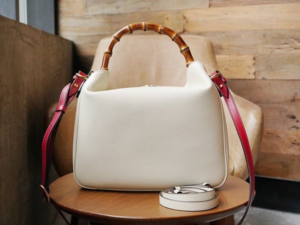 구찌 다이애나 미디엄 숄더백 [매장가 390만원대]