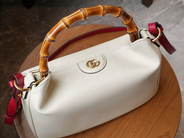 구찌 다이애나 미디엄 숄더백 [매장가 390만원대]