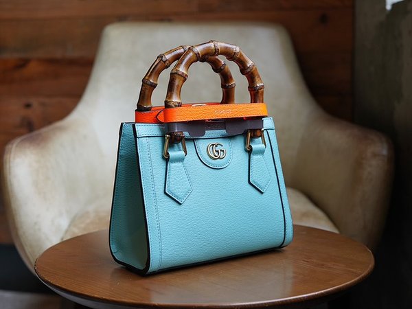 구찌 다이애나 미니 토트백 [매장가 450만원대]