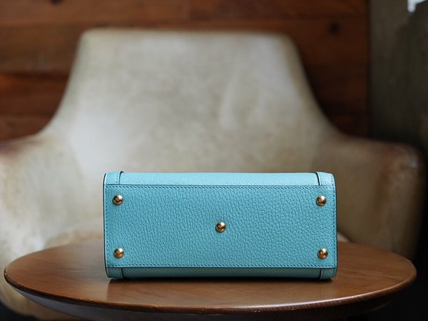 구찌 다이애나 미니 토트백 [매장가 450만원대]