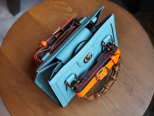 구찌 다이애나 미니 토트백 [매장가 450만원대]