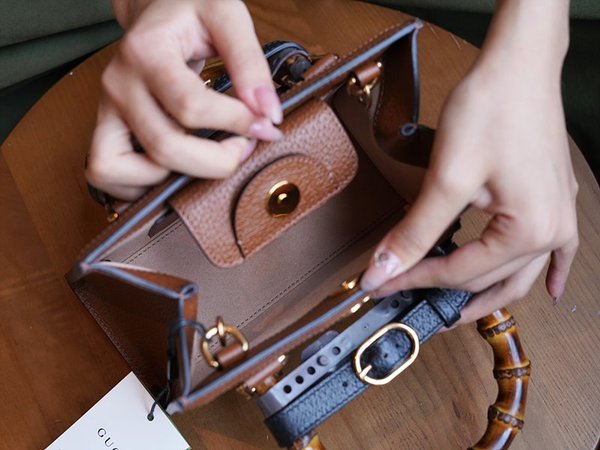 구찌 다이애나 미니 토트백 [매장가 450만원대]