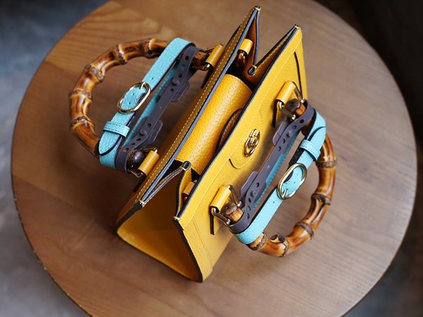 구찌 다이애나 미니 토트백 [매장가 450만원대]