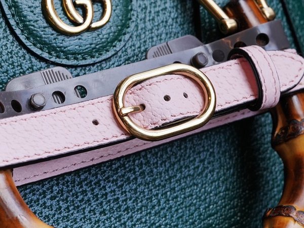 구찌 다이애나 미니 토트백 [매장가 450만원대]