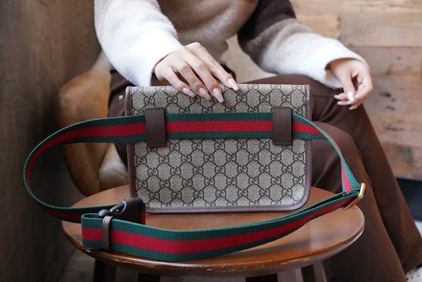 구찌 네오 빈티지 GG 수프림 벨트백 [매장가 170만원대]
