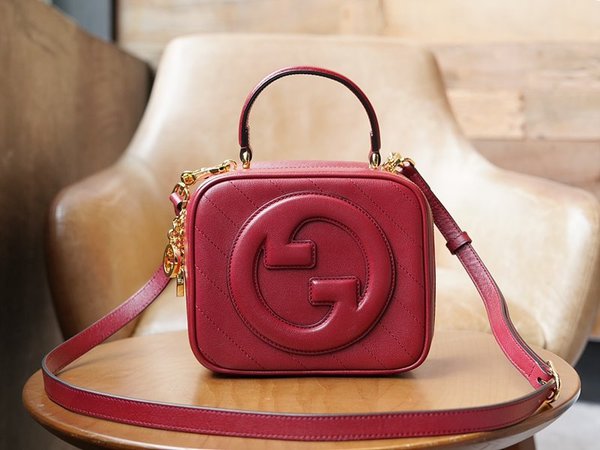 구찌 블론디 탑 핸들백 [매장가 310만원대]