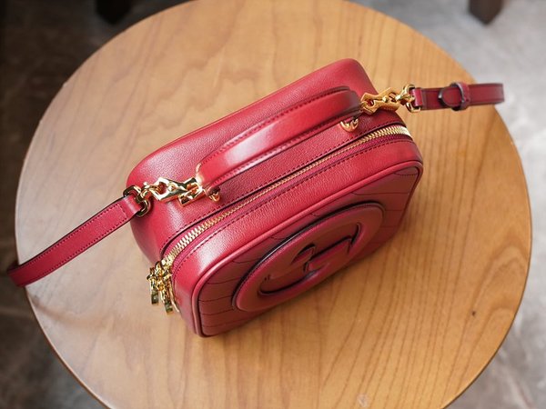 구찌 블론디 탑 핸들백 [매장가 310만원대]