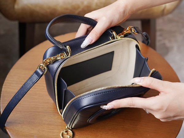 구찌 블론디 탑 핸들백 [매장가 310만원대]