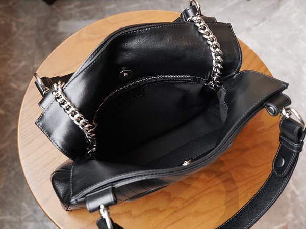 구찌 블론디 스몰 토트백 [매장가 480만원대]