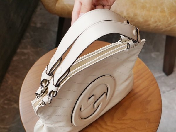 구찌 블론디 스몰 토트백 [매장가 480만원대]