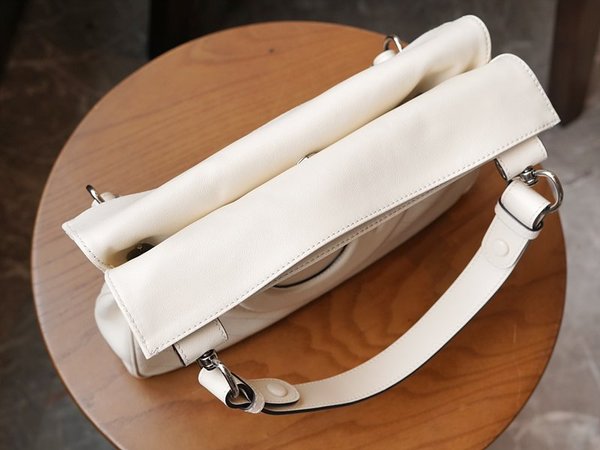 구찌 블론디 스몰 토트백 [매장가 480만원대]