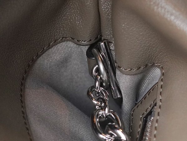 구찌 블론디 스몰 토트백 [매장가 480만원대]