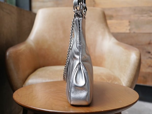 구찌 블론디 스몰 토트백 [매장가 480만원대]