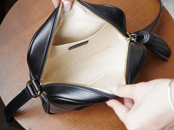 구찌 블론디 스몰 숄더백 [매장가 232만원대]