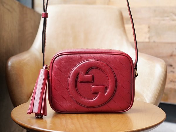 구찌 블론디 스몰 숄더백 [매장가 232만원대]