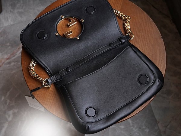 구찌 블론디 숄더백 [매장가 420만원대]