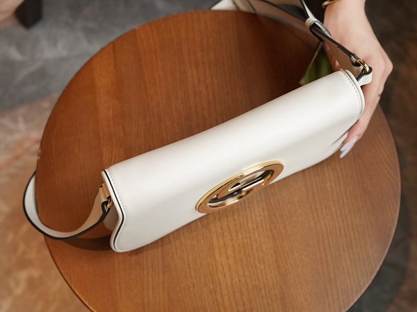 구찌 블론디 숄더백 [매장가 420만원대]